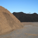 Triple Ground Natural And Black Dyed Mulch